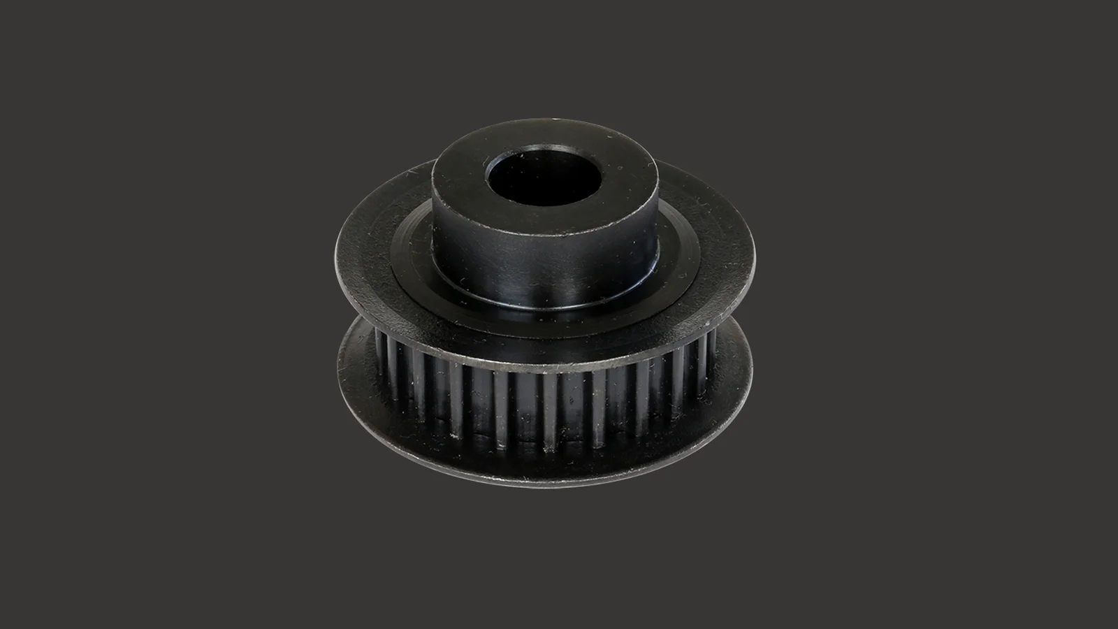 Black steel toothed belt wheel with flanges on both sides and rectangular teeth